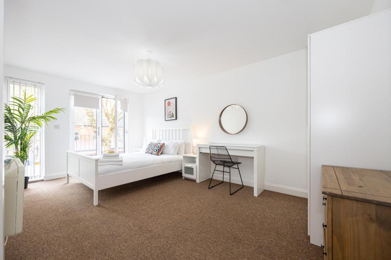 The Chorlton Apartment *