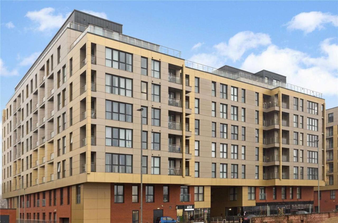 A Spacious 2 Bed With A River And Cascade View, Imaya Nights, M3 Apartment *