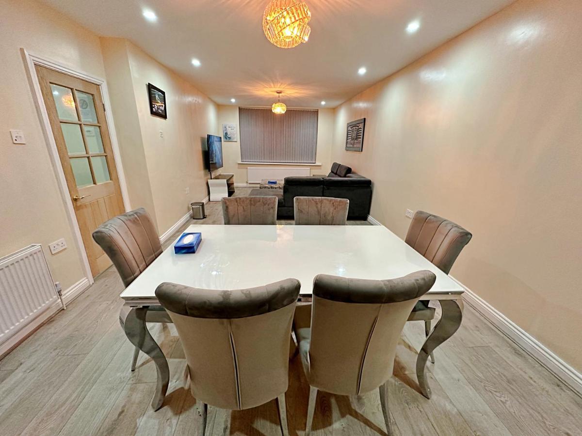 Full In Heywood Street Near Cheetham Hill Vakantiehuis