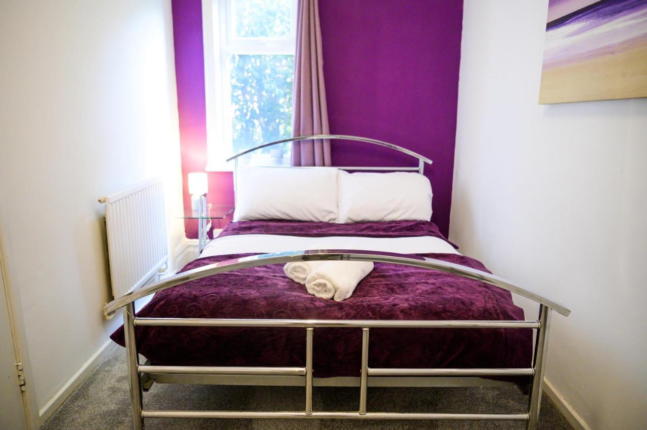 Apartment Purple Blossom, Cosy 2 Bed Apartment, Near Didsbury, Free Parking Manchester