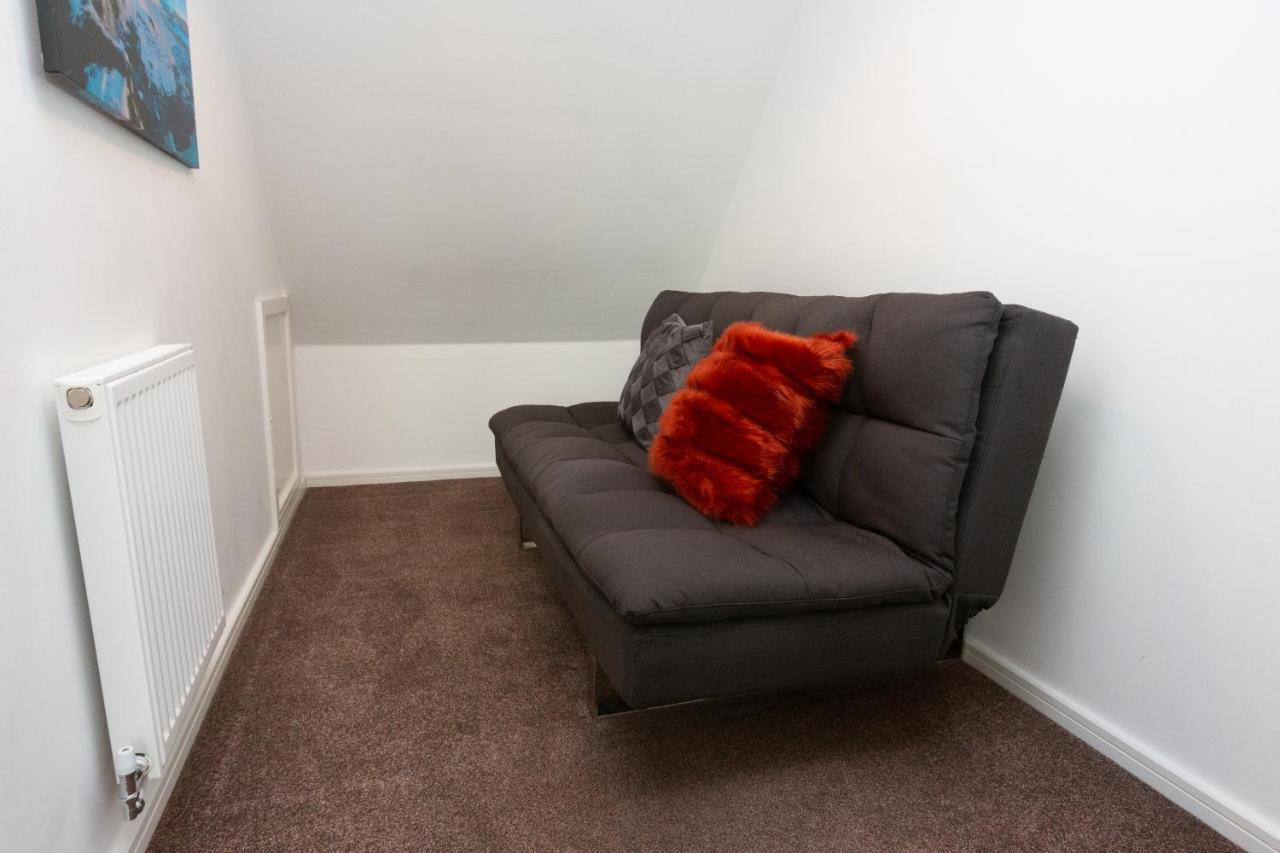 Family Friendly With Parking & Garden Gasthuis Manchester
