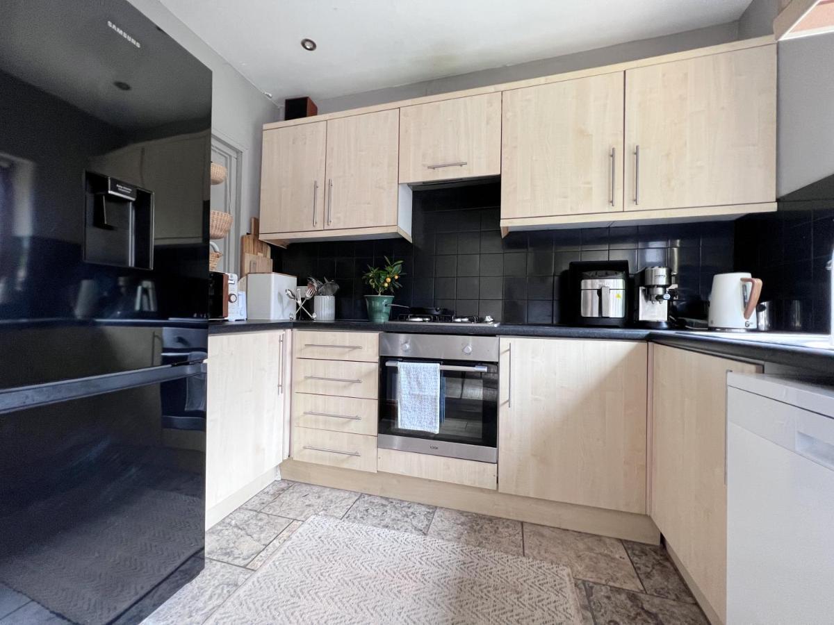 Guest house Beautiful Private In Levenshulme *