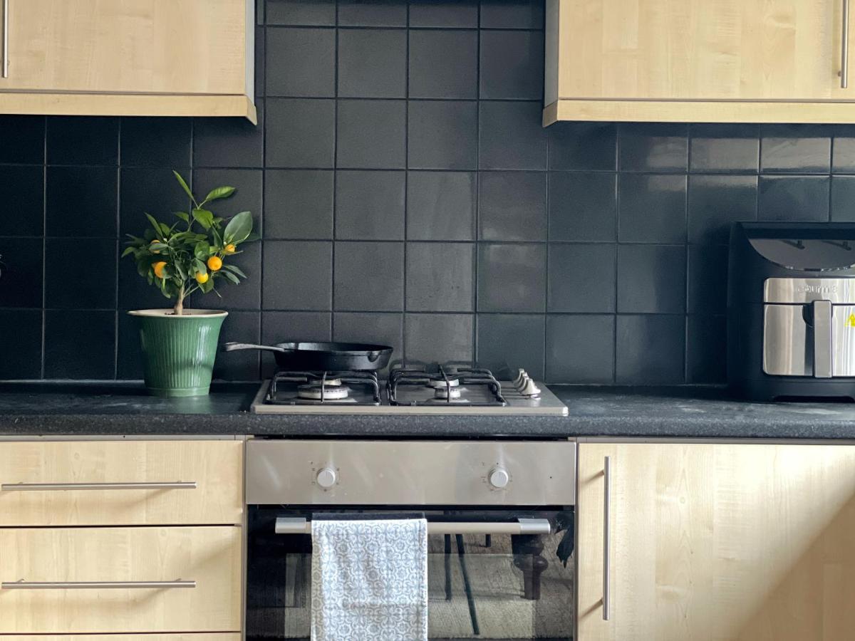 Beautiful Private In Levenshulme Guest house Manchester