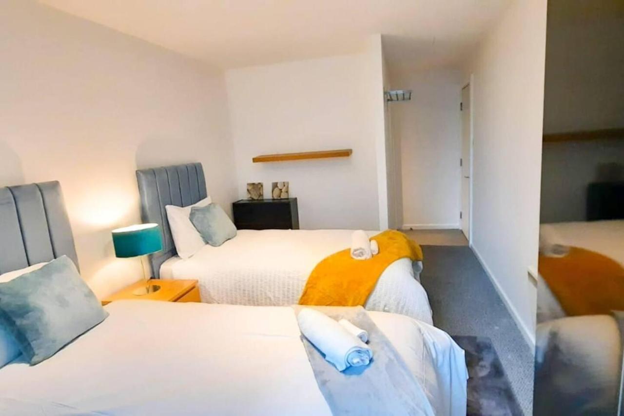2-bed Near Centre