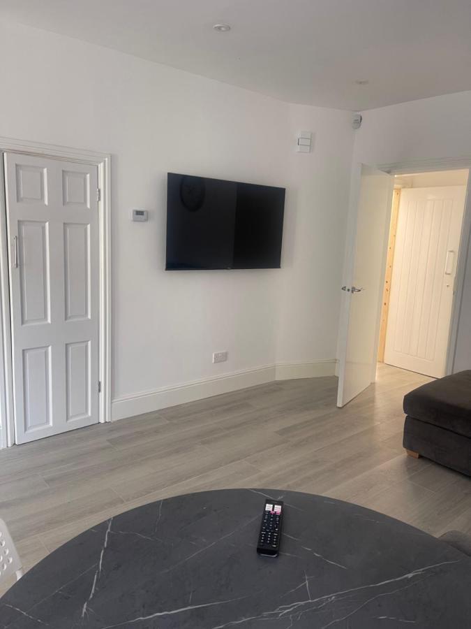 Apartment Flat 1 15 Woodland Road, M18 7hs