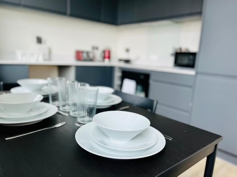 Charming One Bedroom In Old Trafford Apartment