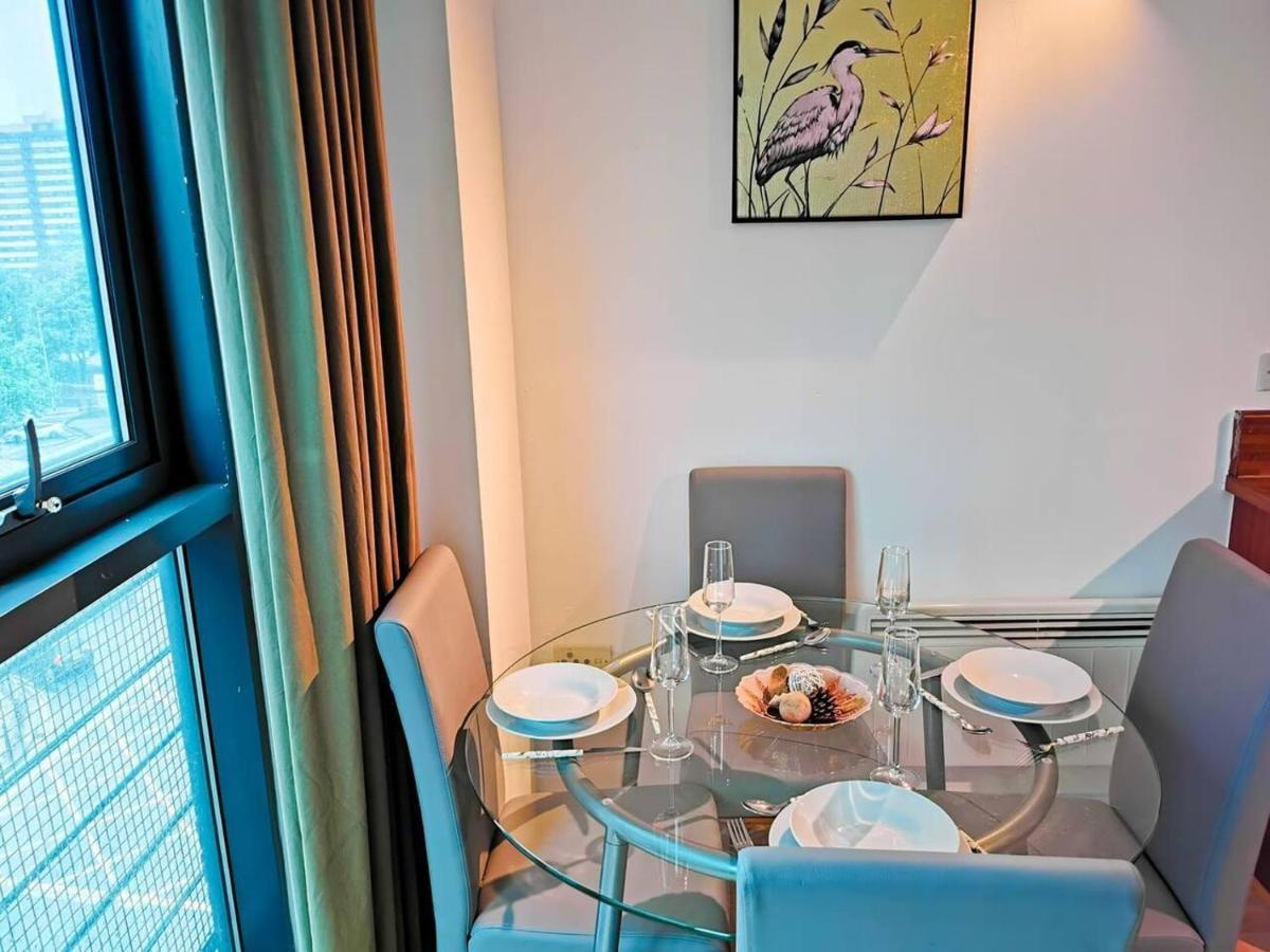 2-bed Near Centre