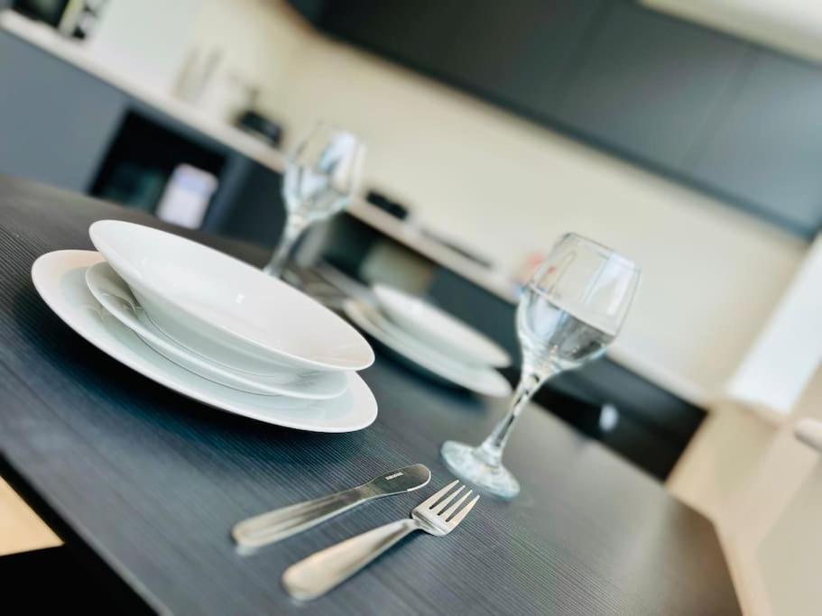 Apartment Lovely Available To Rent In Old Trafford