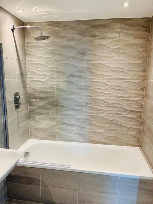 Apartment Charming One Bedroom In Old Trafford *