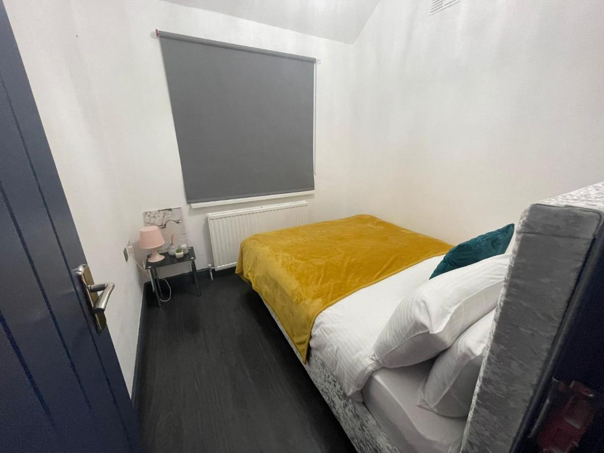 Luxury * Manchester