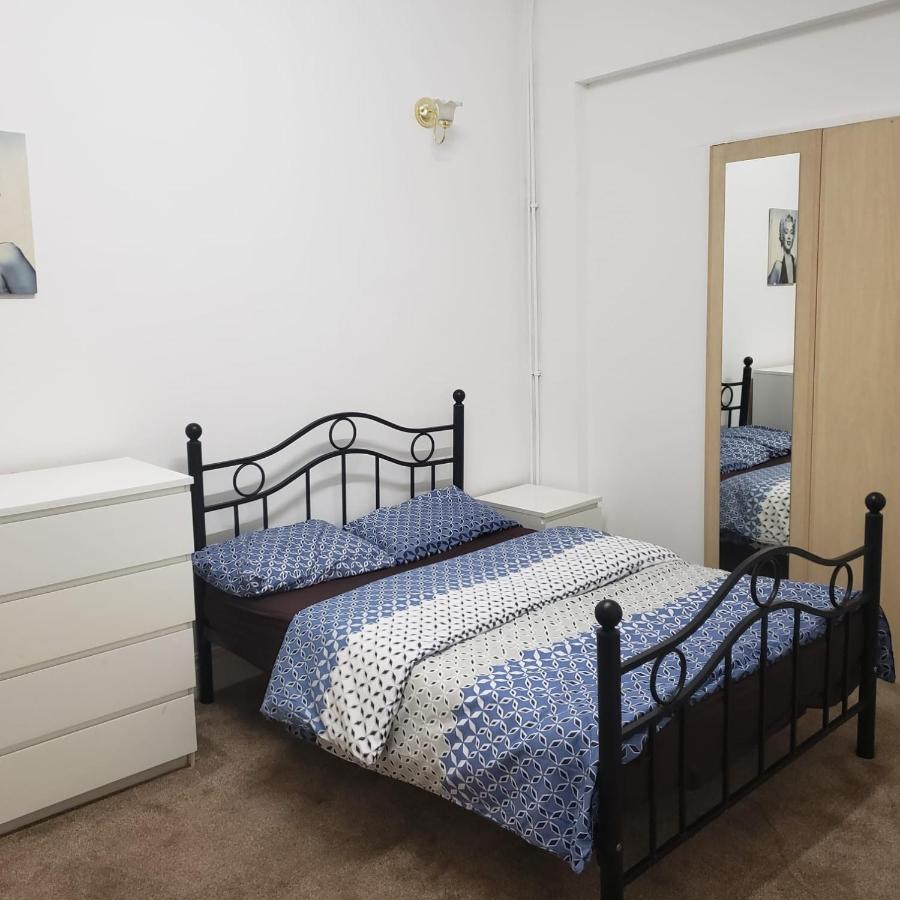 Monarch House Guest house Manchester