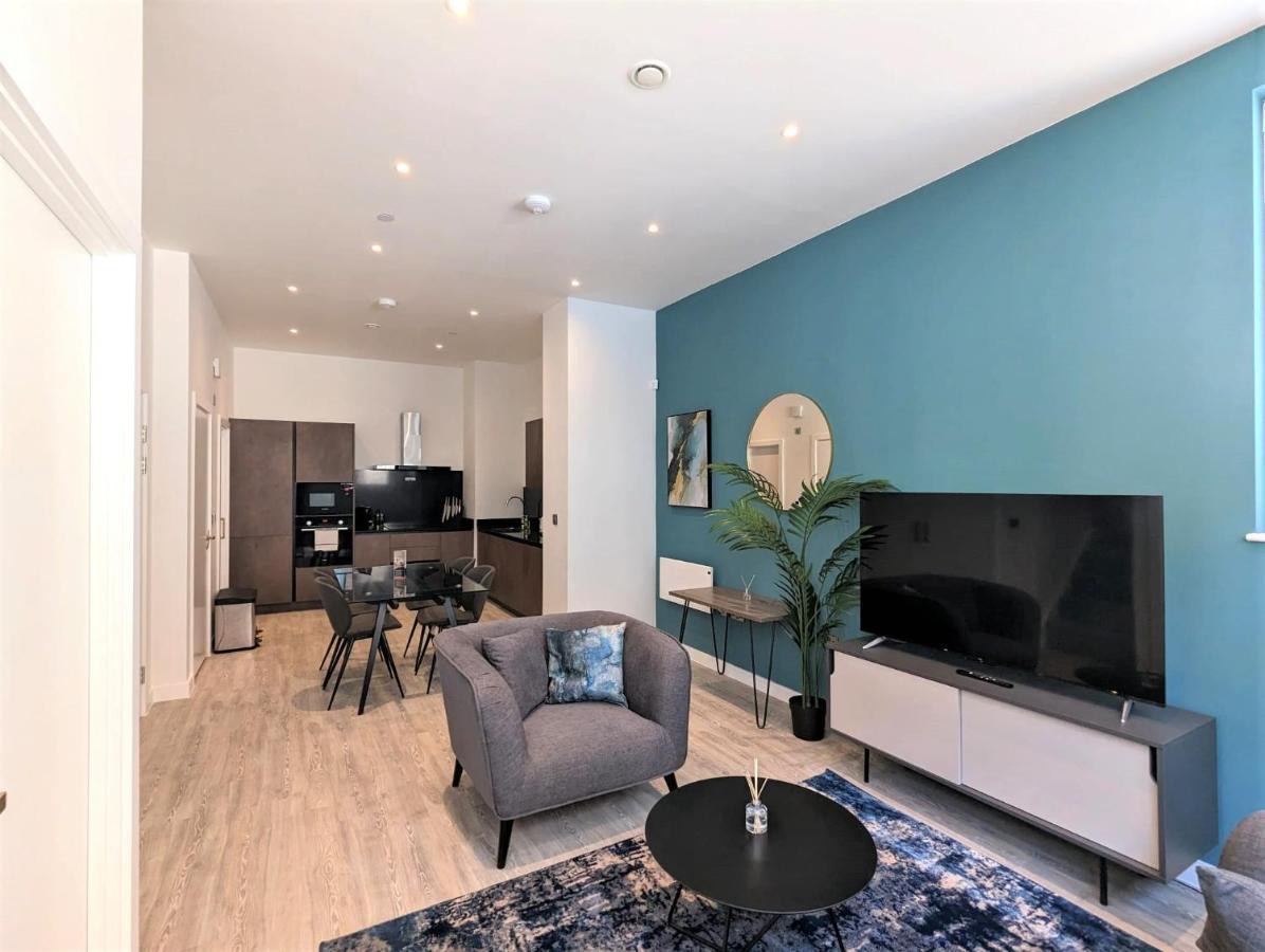 Charles Hope Apartment