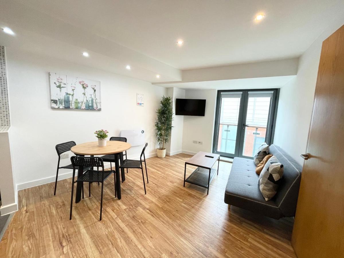 The Works-fresh 2bed In Centre, Opposite Arndale.
