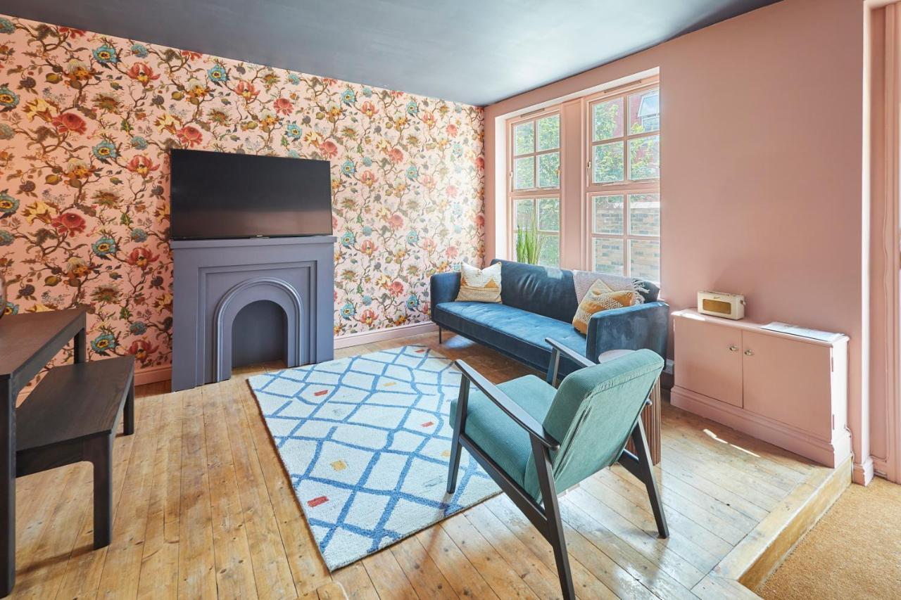 Host & - Tripps Mews Holiday home Manchester