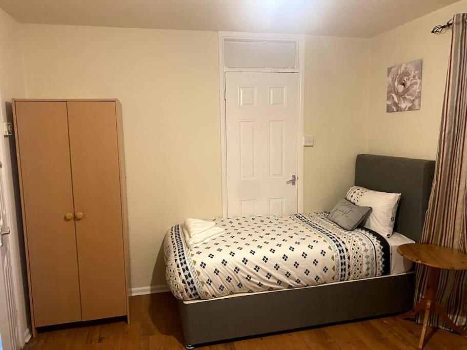 Holiday home Png - Abernant - Shared Facilities Manchester