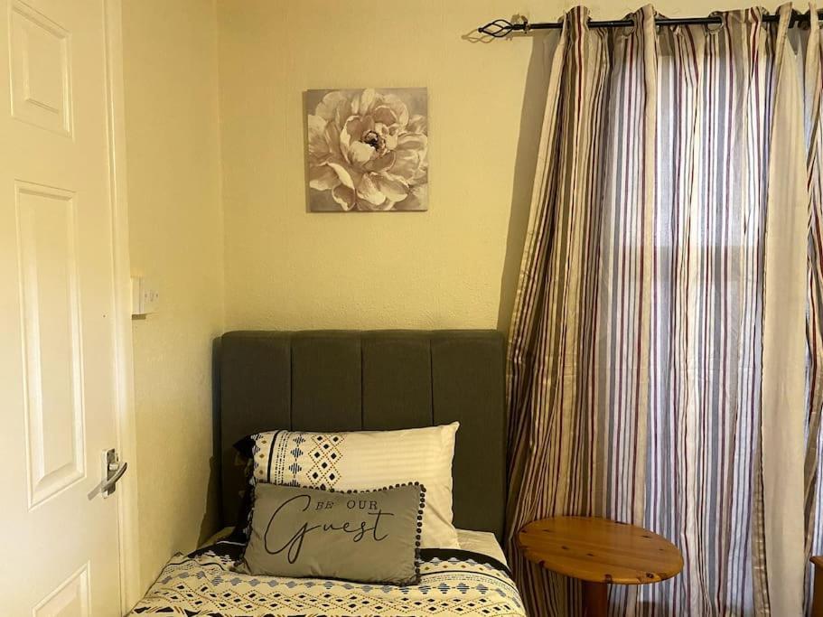 Png - Abernant - Shared Facilities Holiday home *