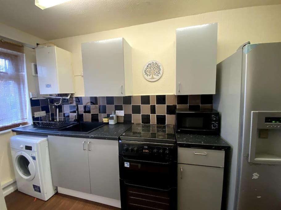 Holiday home Png - Abernant - Shared Facilities Manchester