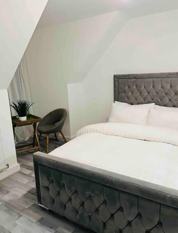 Luxurious New Built Kingsize Bedroom