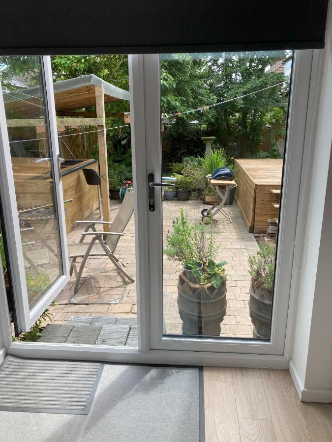 Apartment Beautiful Detached Private Annex In Great Location Manchester