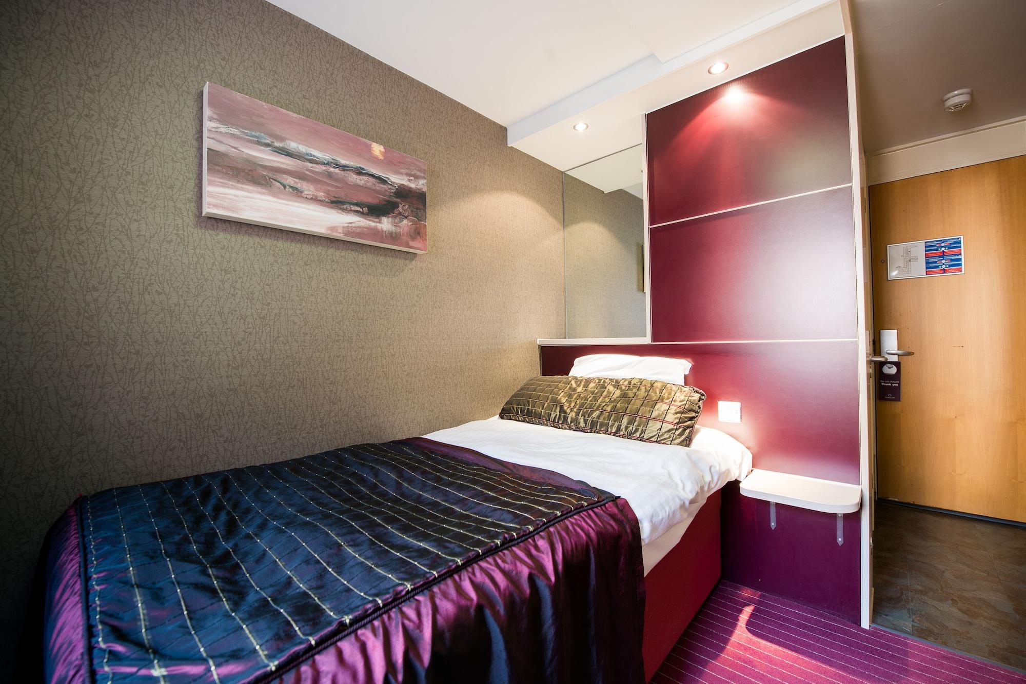 Pendulum Hotel Manchester