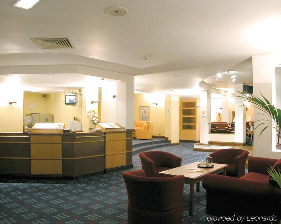 Airport Hotel