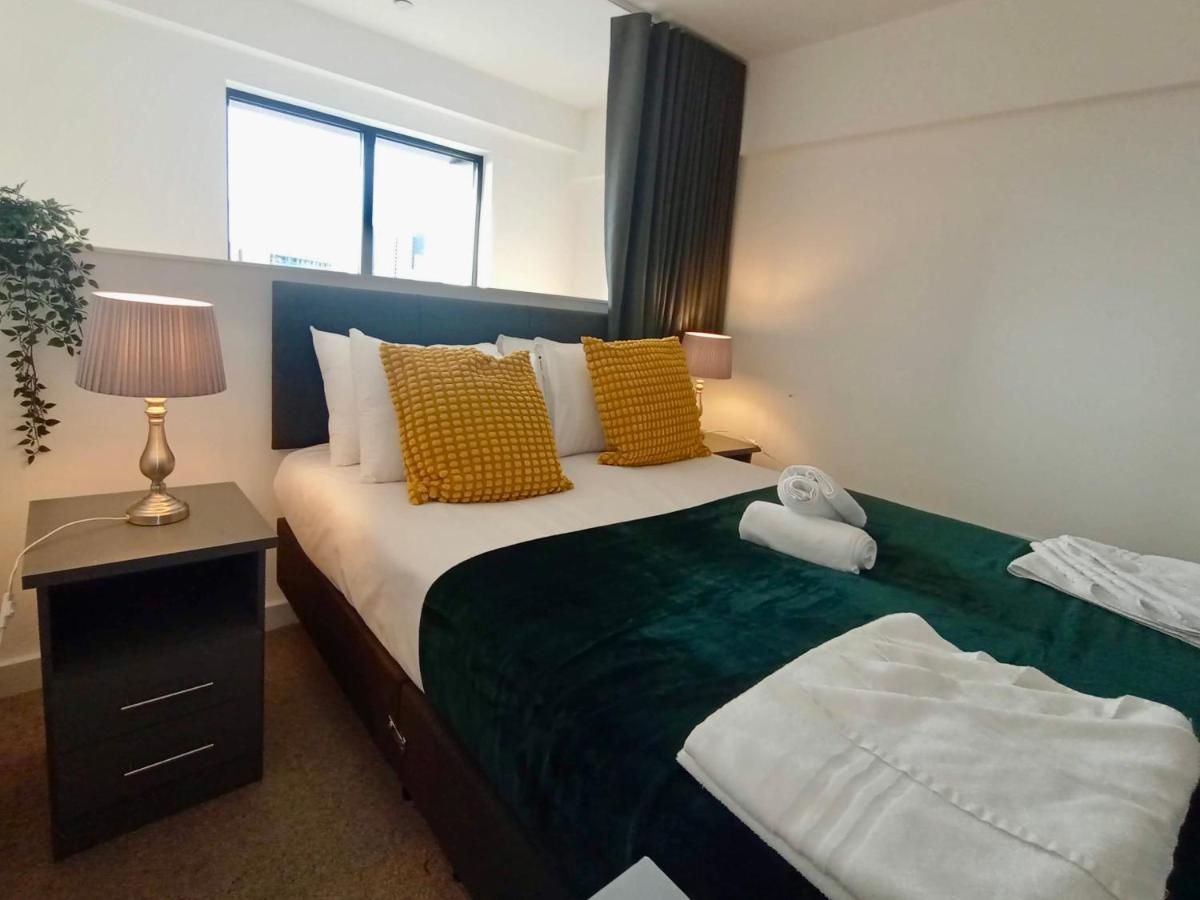 Lovely 1 Bedroom Duplex In *