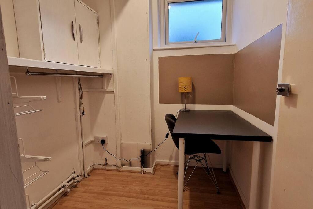 The Balmoral Hub Apartment *