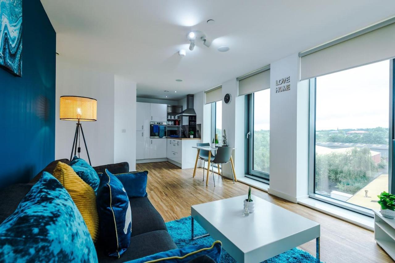 Apartment Modern Serviced With 24-7 Gym Access *