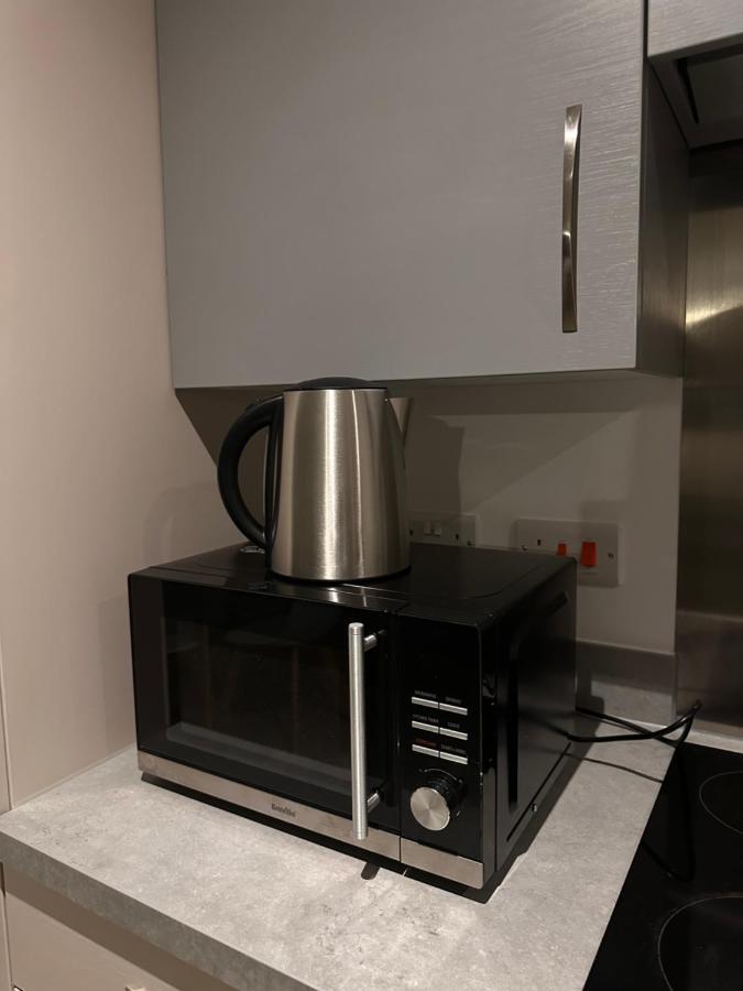 Stunning 2bedroom Apartment *