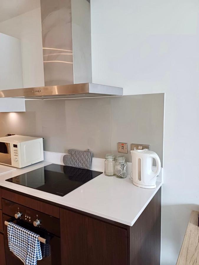 Apartment Modern And Spacious Centre *