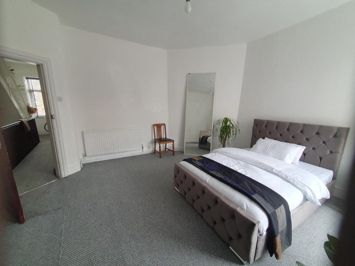 Accommodatie bij particulieren Quirky And Spacious 4 Bed Victorian House Manchester
