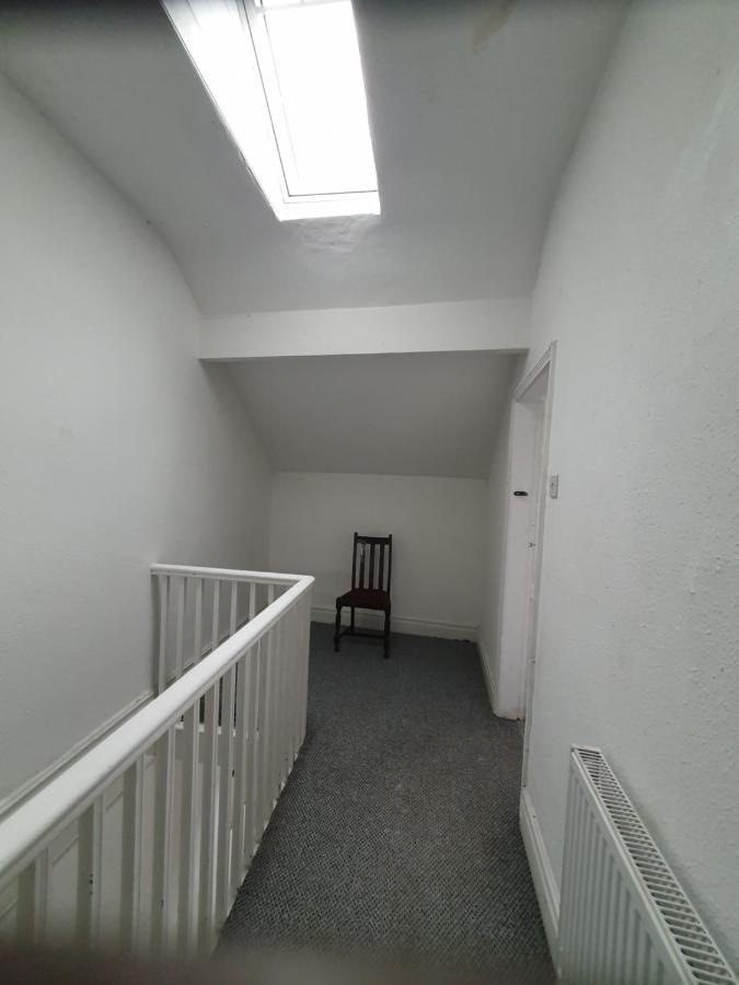 Quirky And Spacious 4 Bed Victorian House *