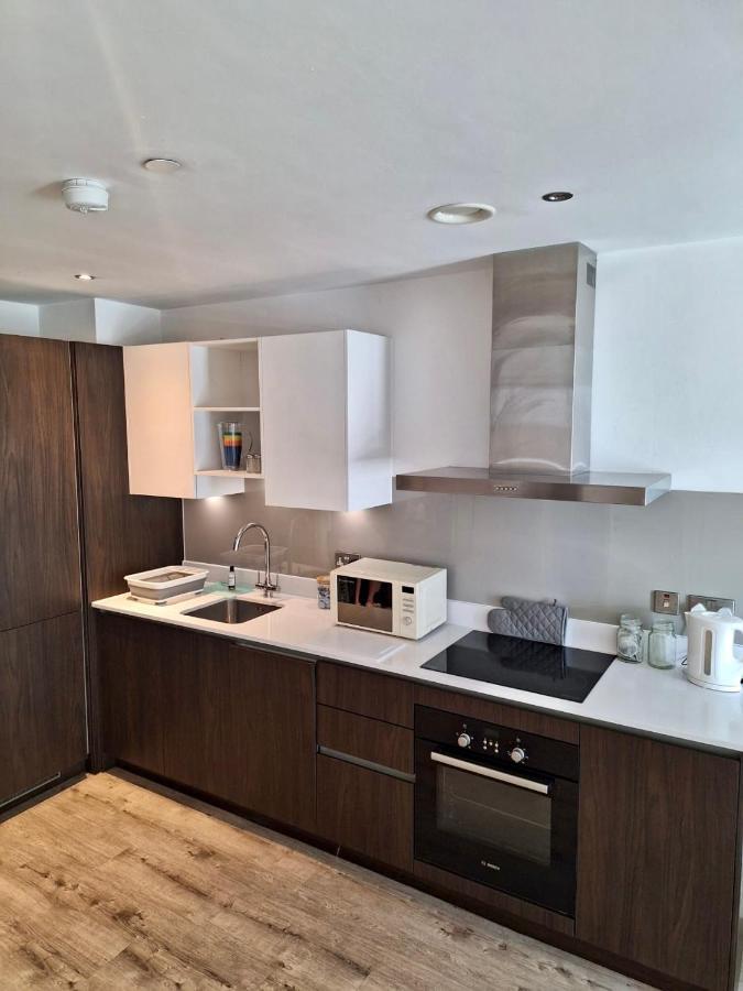 Apartment Modern And Spacious Centre