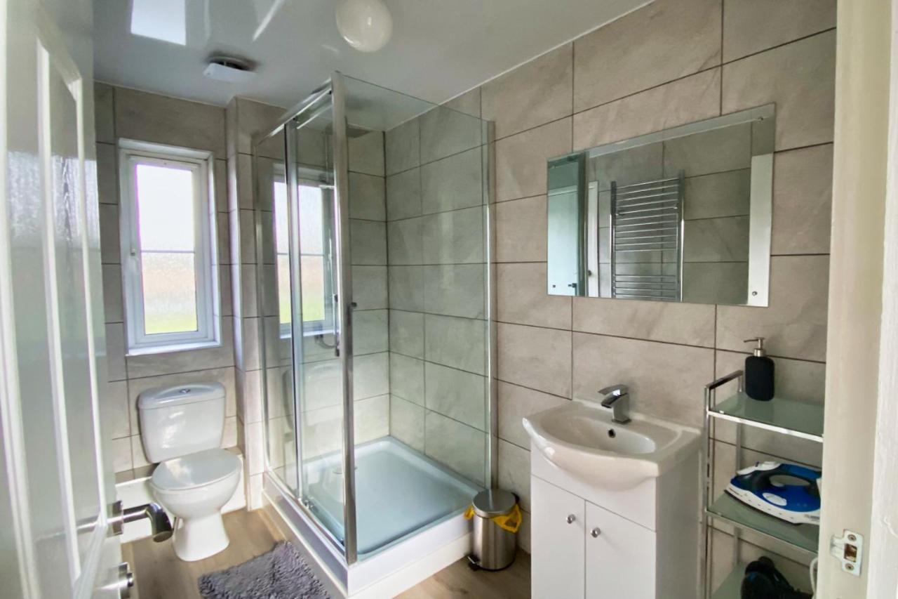 Holiday home Modern Home, Beautiful Spacious Garden, Centre Netflix *