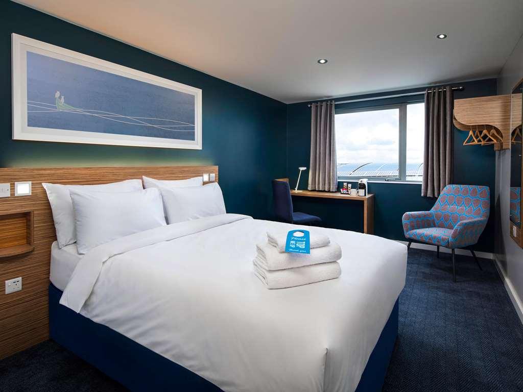 Travelodge Salford Quays Hotel Manchester