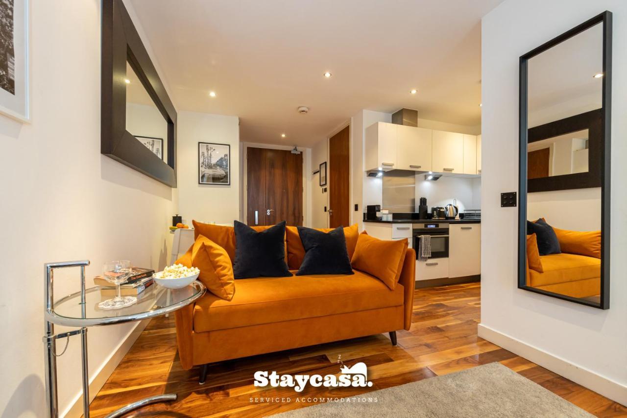Apartment Sunset Haven With Balcony And Free Parking Manchester