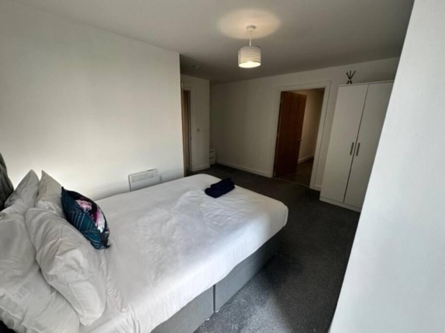 Xl 2 Bed Mcr Sleeps 7 * Manchester