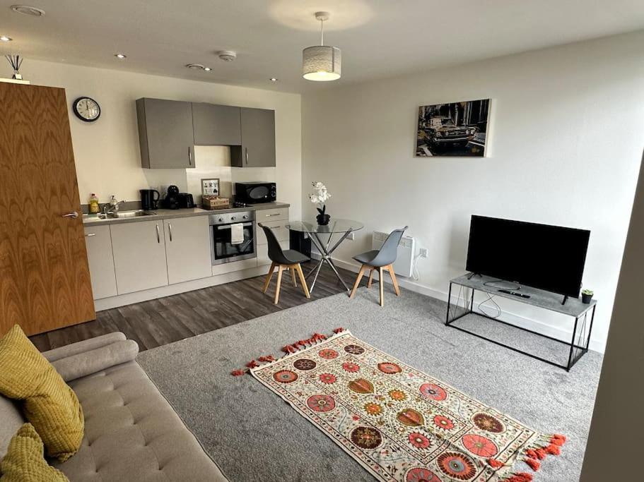 Apartment Super Mcr 1 Bed + Balcony Manchester