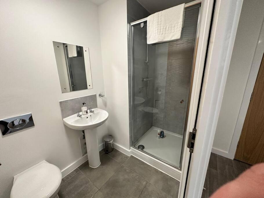 Super Mcr 1 Bed + Balcony *