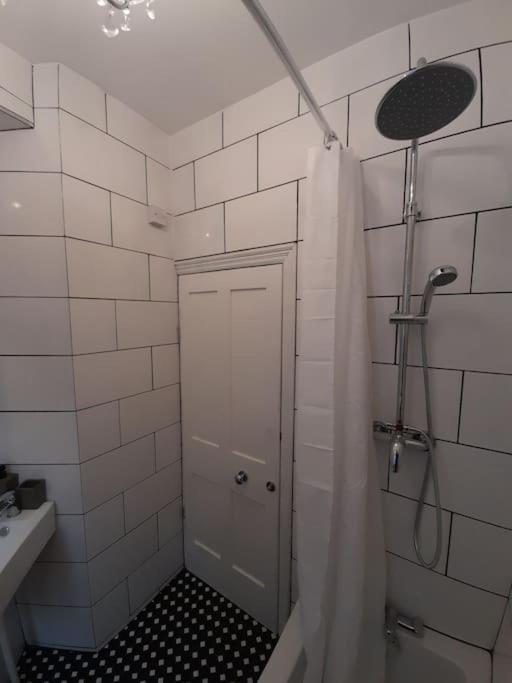 Chic 5 Double Bedroom House - 15 Min To Vakantiehuis Manchester