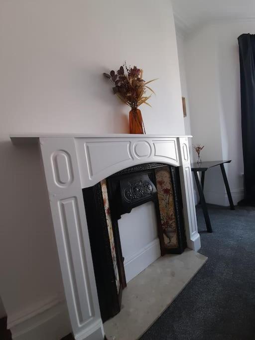 Chic 5 Double Bedroom House - 15 Min To * Manchester