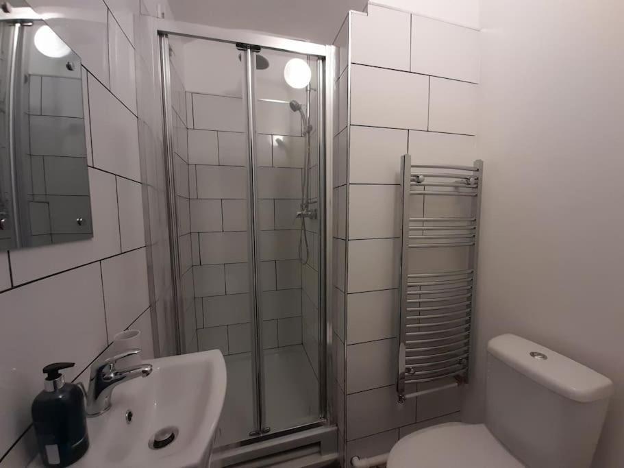 Chic 5 Double Bedroom House - 15 Min To Vakantiehuis Manchester