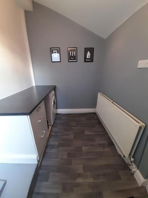 Vakantiehuis Chic 5 Double Bedroom House - 15 Min To Manchester