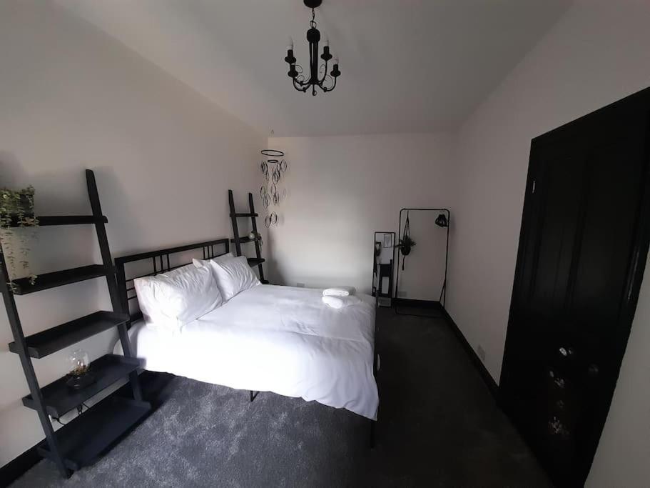 Chic 5 Double Bedroom House - 15 Min To Vakantiehuis *