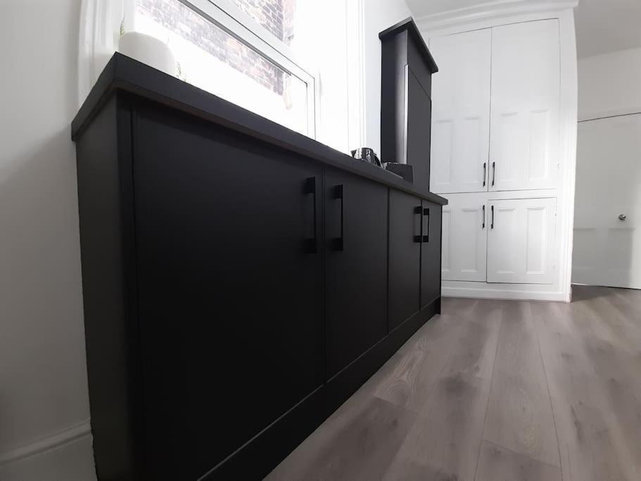 Chic 5 Double Bedroom House - 15 Min To Vakantiehuis