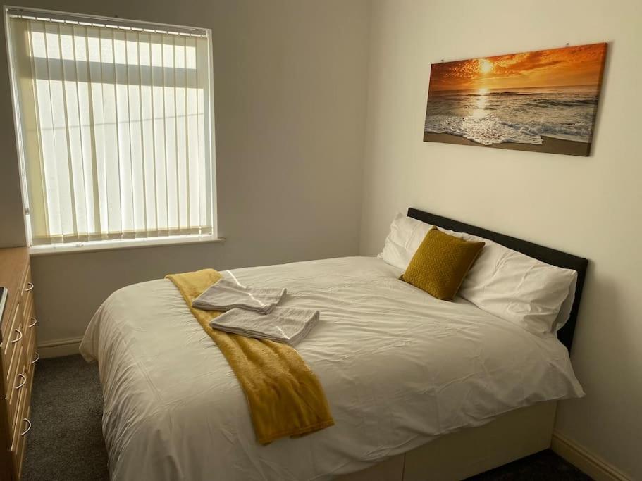 7 Bed - Spacious House - Central *