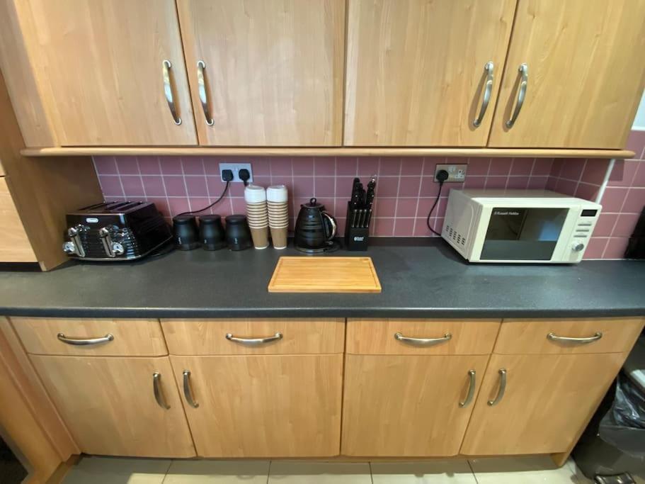Vakantiehuis 7 Bed - Spacious House - Central Manchester