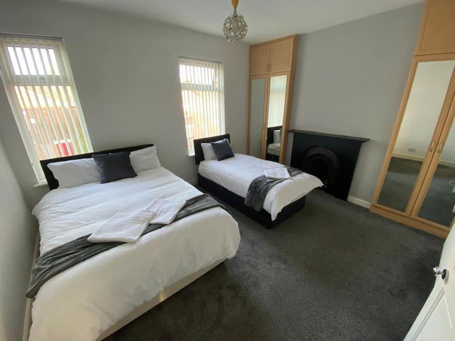 Vakantiehuis 7 Bed - Spacious House - Central Manchester