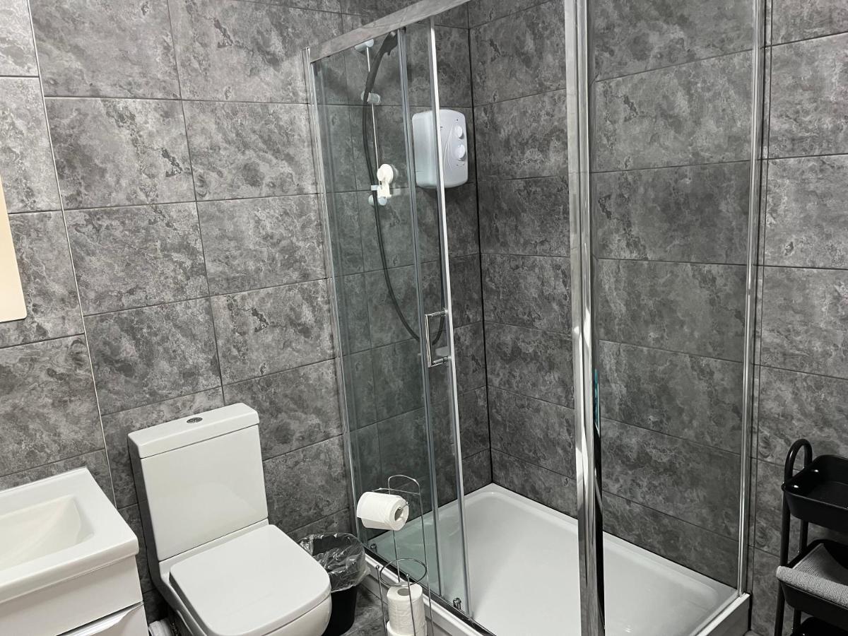 Mordern In Center Apartment *