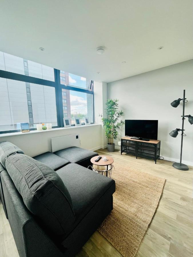 Fully Furnished One Bed In Old Trafford Apartment Manchester